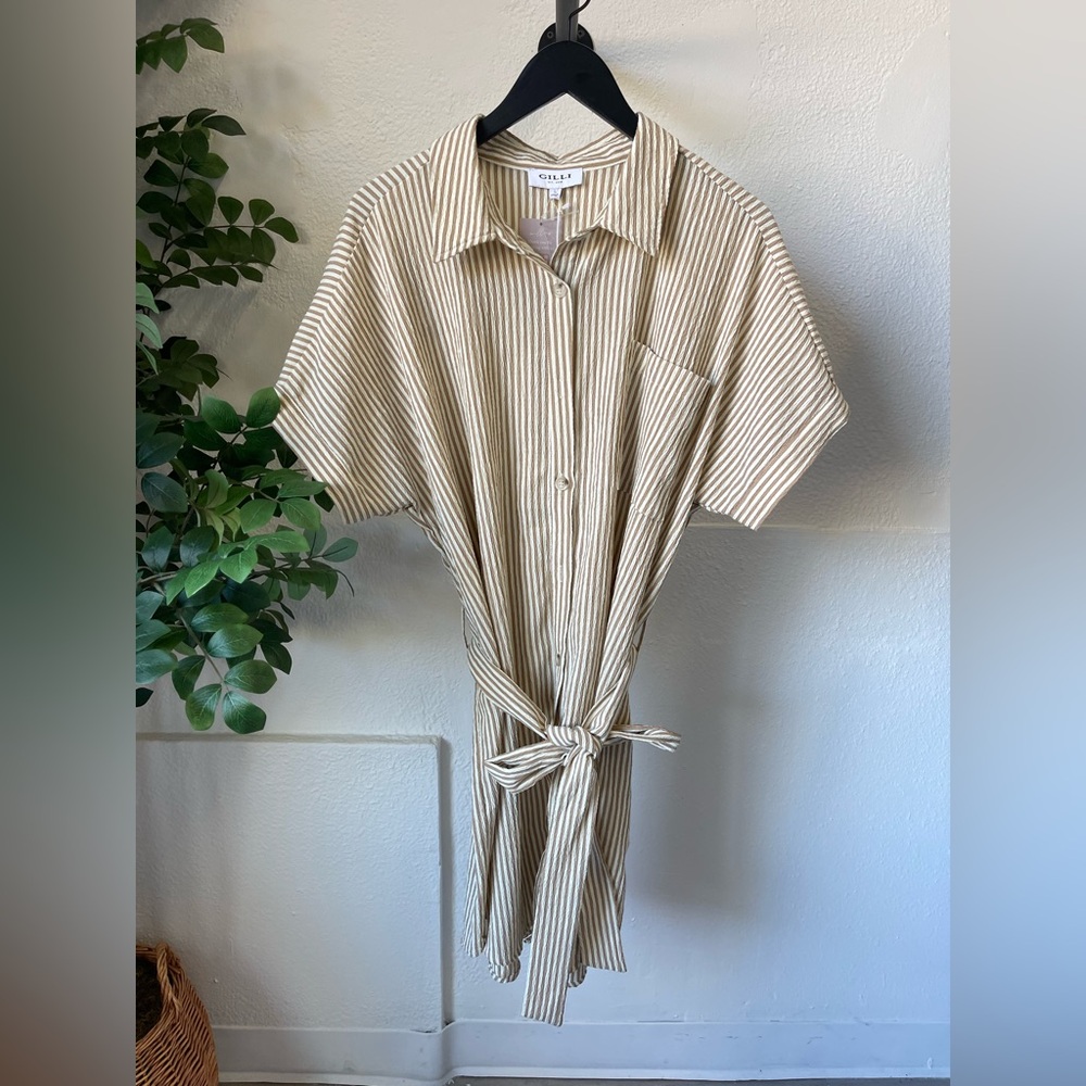 Gilli Tan Striped Blouse